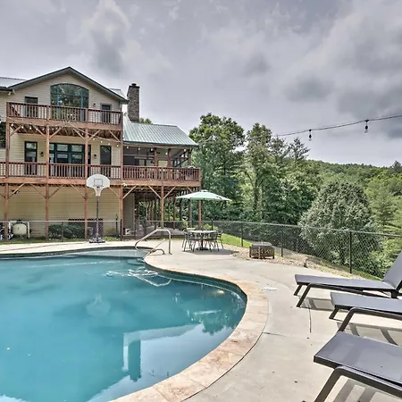 Expansive Home On 16 Acres With Smoky Mountain Views